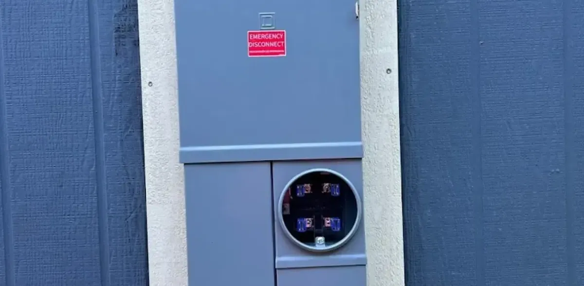 200-amp Square D meter main panel upgrade on a Sacramento area home